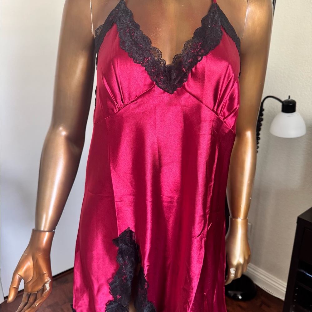 Elegant & Sexy Red Lace Trim Chemise